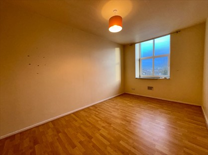 1 Bed Flat, Guy Street, BB12