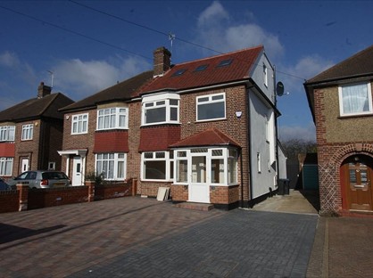 4 Bed Semi-Detached House, Westpole Avenue, EN4