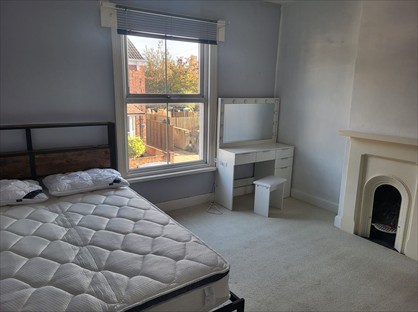 Room in a Shared House, St. Peters Avenue, DN35