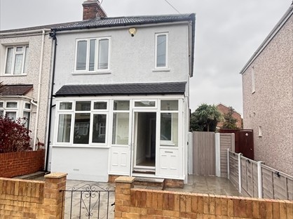 4 Bed Semi-Detached House, Lincoln Road, DA8