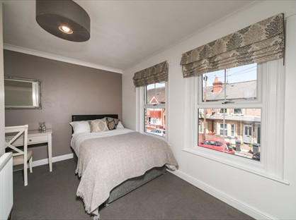 Room in a Shared House, Curzon Street, RG30