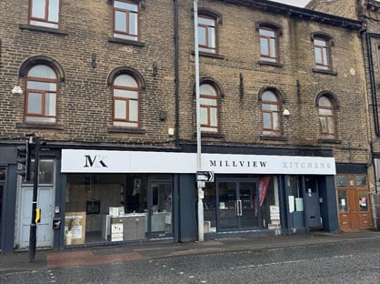 2 Bed Flat, Commercial Street, BD18