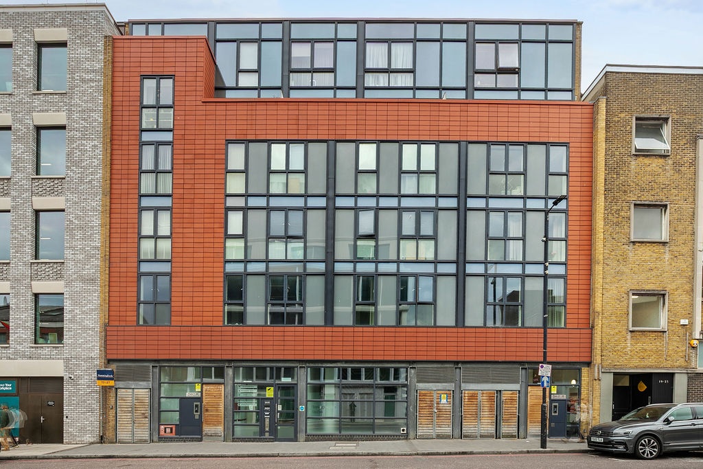 London - 1 Bed Flat, White Lion Street, N1 - To Rent Now for £2,700.00 p/m