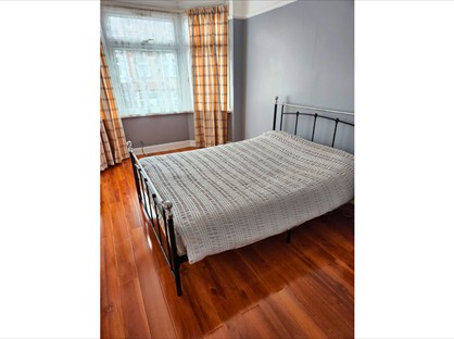 Room in a Shared House, Nutfield Road, CR7