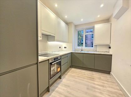 1 Bed Flat, St. Clements Mansions, SW6