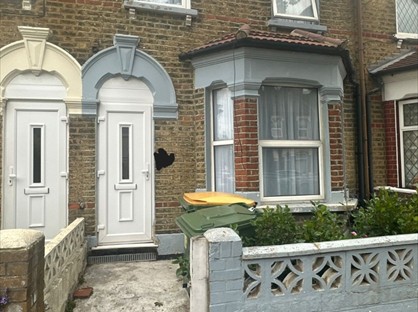 4 Bed Terraced House, Friars Road, E6