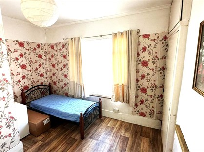 Room in a Shared Flat, Garratt Lane, SW17