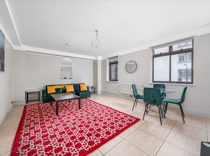 1 Bed Flat, Dudley Court, W1H