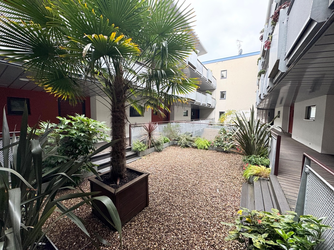 Additional image 3 of 2 Bed Penthouse, Park View, CF10, N1 7GU