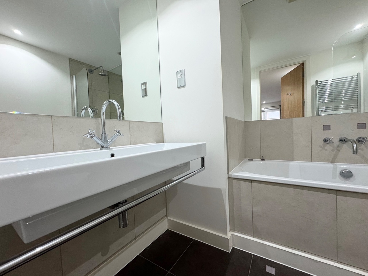 Additional image 22 of 2 Bed Penthouse, Park View, CF10, N1 7GU