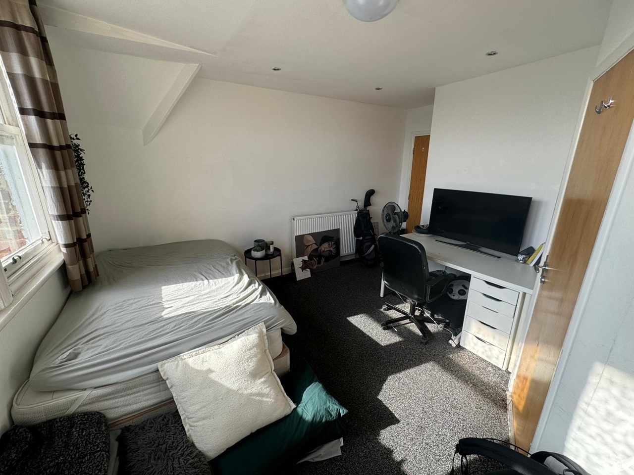 Additional image 4 of 5 Bed Flat, Clarendon Road, LS2, N1 7GU