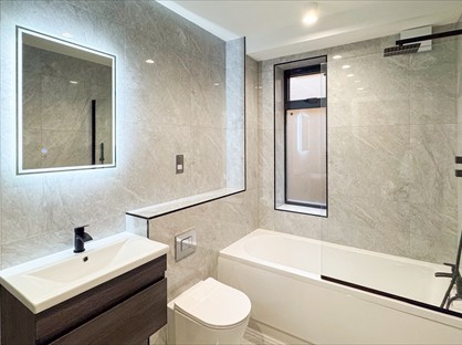 2 Bed Flat, Wimbledon Hill Road, SW19