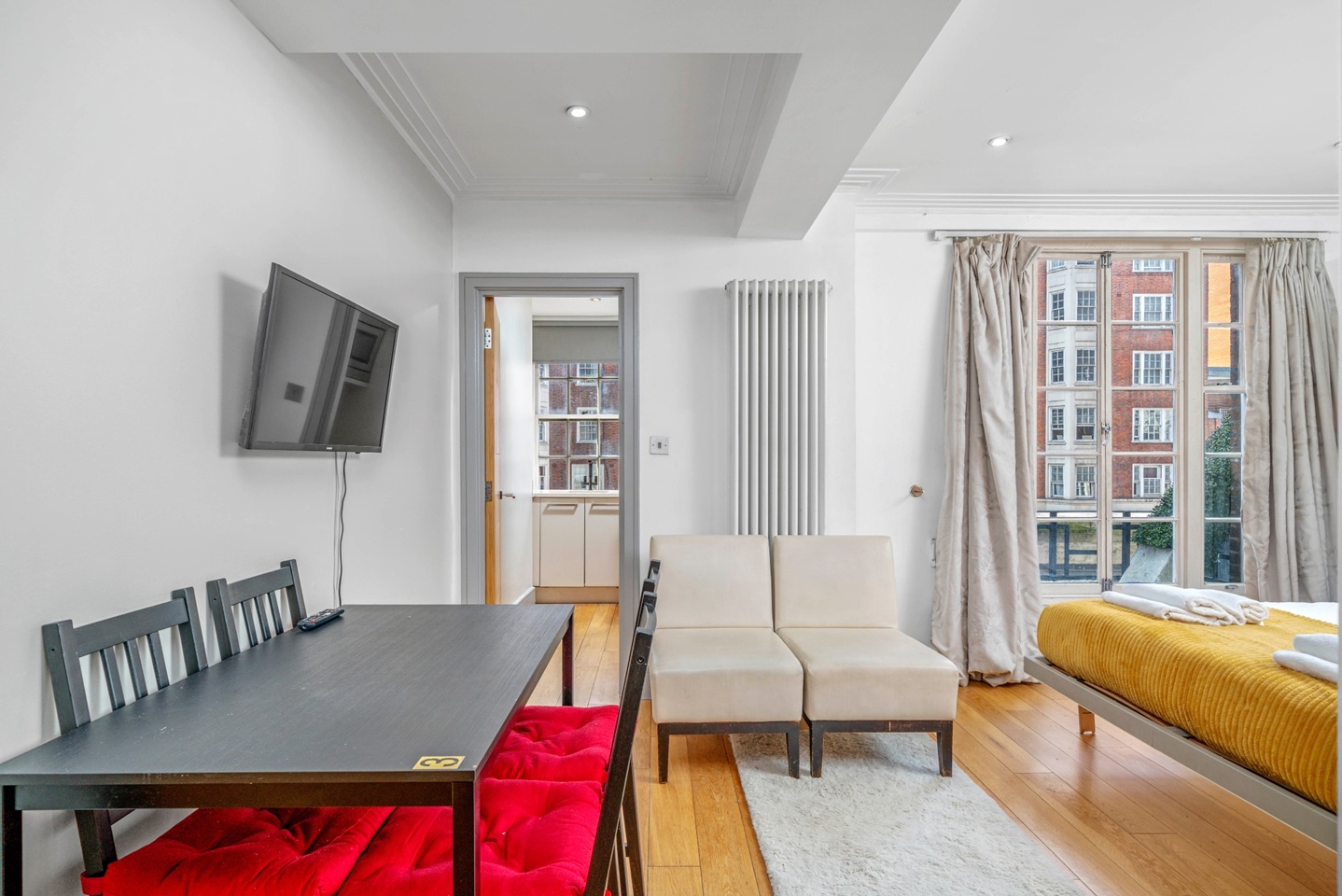Studio Flat, Forset Court, W2 photo 4