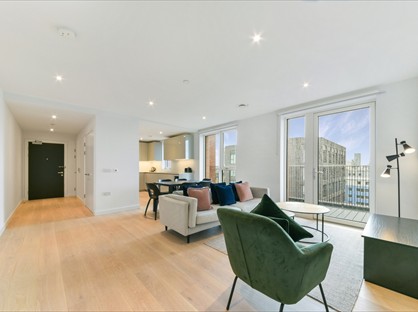 3 Bed Flat, Levy Building, SE17