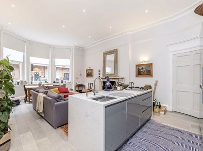 2 Bed Flat, Nottingham Place, W1U