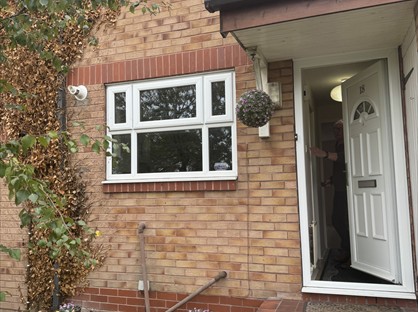 3 Bed Terraced House, Meadow Croft, WF1