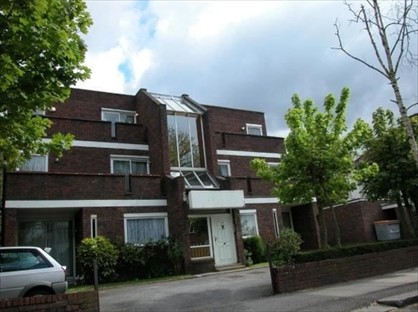 3 Bed Flat, Lady Hamilton Court, NW4