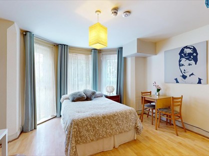 Studio Flat, St Paul's Avenue, NW2