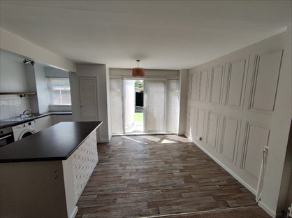 3 Bed Semi-Detached House, High Road, SS16