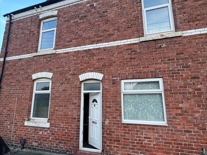 3 Bed Semi-Detached House, Charles Street, SR7