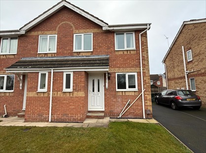3 Bed Semi-Detached House, Bishopgarth Close, DN5