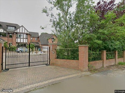 2 Bed Flat, Appleton, WA4