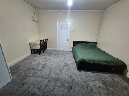 Studio Flat, Southfield Park, HA2