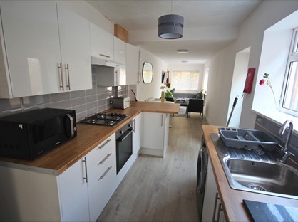 4 Bed Terraced House, Fawcett Road, PO4