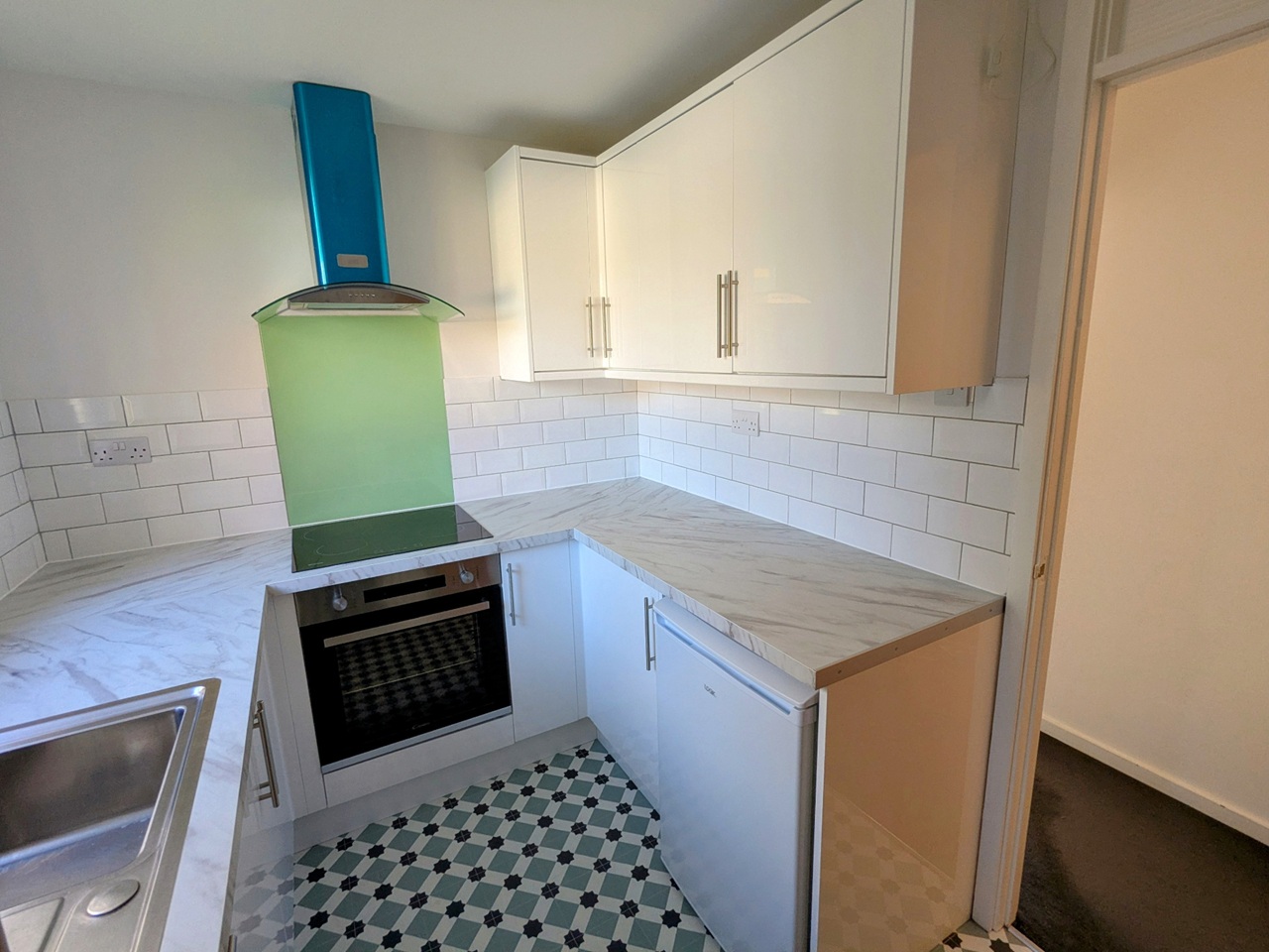 Additional image 2 of 1 Bed Flat, Headford Close, CB5, N1 7GU