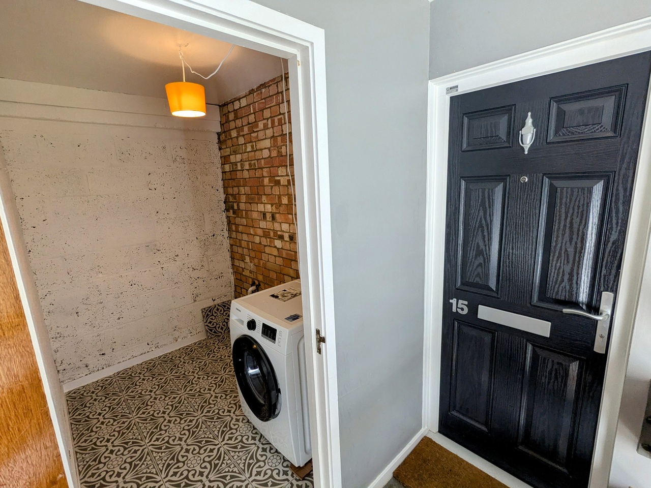 Additional image 9 of 1 Bed Flat, Headford Close, CB5, N1 7GU