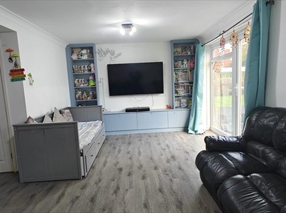 2 Bed Flat, Touchwood Hall Close, B91