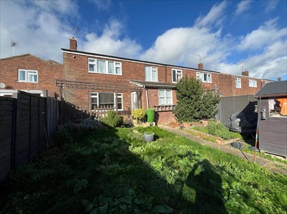 3 Bed Terraced House, Lilac Way, RG23