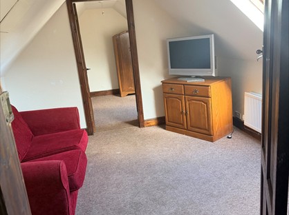 5 Bed Semi-Detached House, New Inn To Llanllwni, SA39