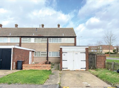 3 Bed End Terrace, Siviter Way, RM10