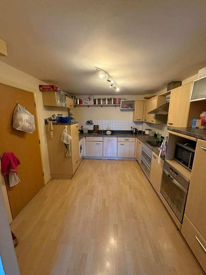 2 Bed Flat, Royal Plaza, S1, N1 7GU