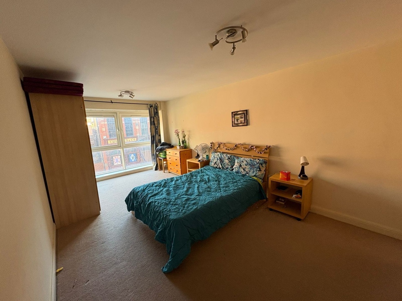 Additional image 3 of 2 Bed Flat, Royal Plaza, S1, N1 7GU
