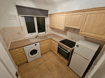 1 Bed Flat, Blackthorn Avenue, G66