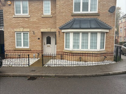 4 Bed Semi-Detached House, Maunder Close, RM16