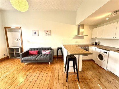 1 Bed Flat, St. Leonards Street, EH8