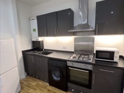 2 Bed Flat, Thurlestone Road, SE27