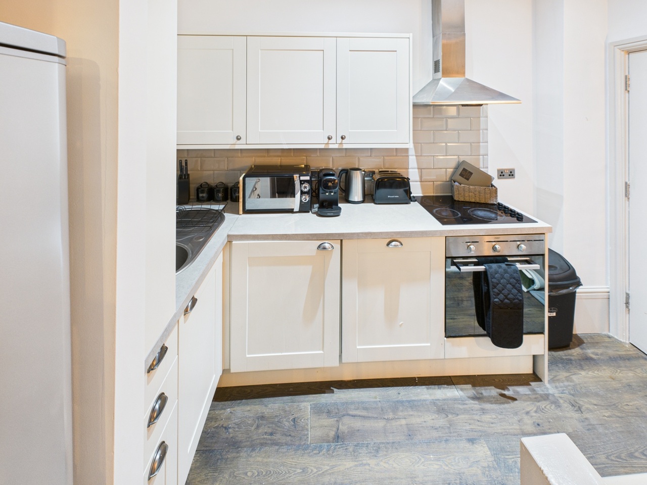 Additional image 2 of 3 Bed Flat, Queen Square, LS2, N1 7GU