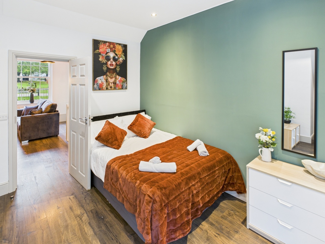 Additional image 4 of 3 Bed Flat, Queen Square, LS2, N1 7GU