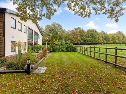 3 Bed End Terrace, The Barn, SL5