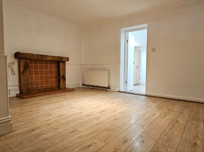 3 Bed Maisonette, Cunningham Avenue, EN3