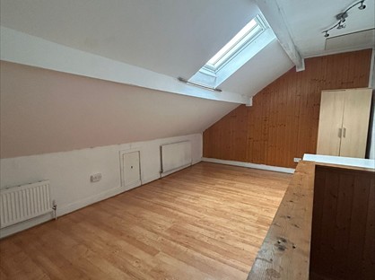 2 Bed Terraced House, Southampton Street, BD3