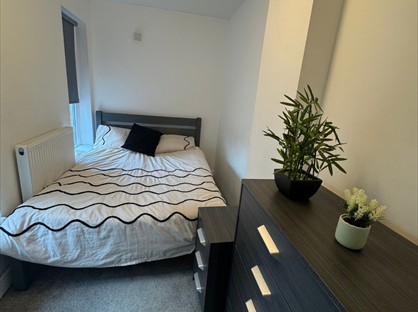 Room in a Shared House, Station Road, NG4