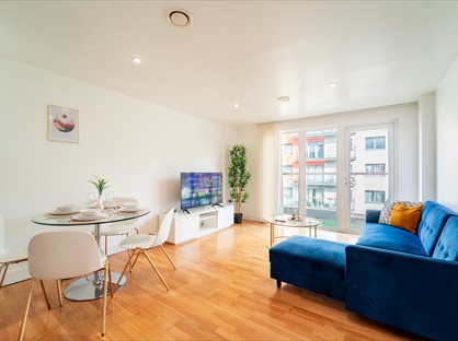 2 Bed Flat, Greenwich, SE18