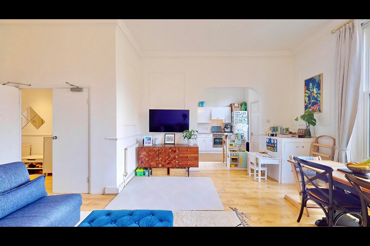 2 Bed Flat, Sutherland Avenue, W9 photo 5