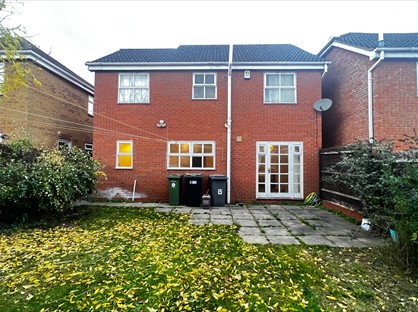 4 Bed Semi-Detached House, Montgomery Avenue, SG17