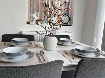 2 Bed Semi-Detached House, Church Road, NW4